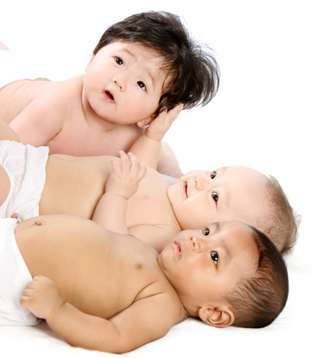Ngắm con gái Thúy Nga rất đáng yêu