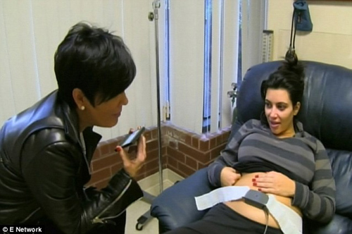 bao chi chat vat san anh con gai kim kardashian - 3