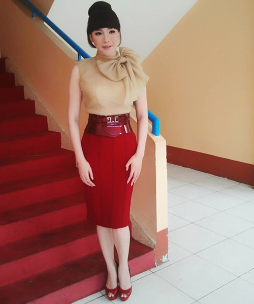 fan ‘chan nan’ kieu toc cua ho quynh huong - 1