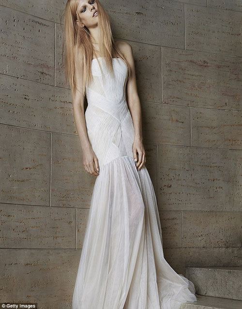 vera wang tung bst vay cuoi 2015 sieu goi cam - 6