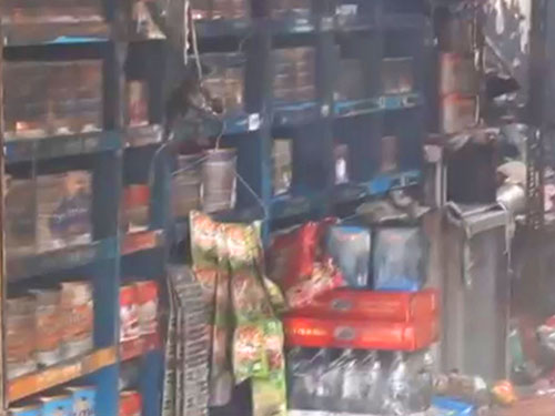 hai vo chong chet chay trong 'bien lua' - 2