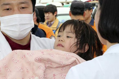 be 5 tuoi song sot tren pha sewol la goc viet - 2
