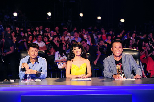 hong nhung hat rock khien fan "noi da ga" - 11