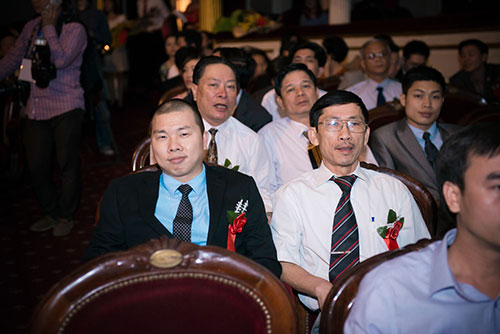 hai anh nho lai nhung ngay trang tay - 1
