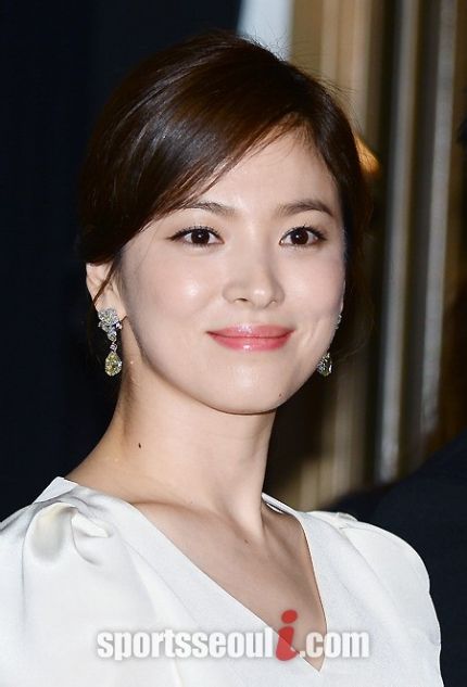 song hye kyo dep khong ty vet tai lhp cannes - 4