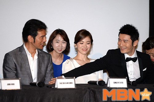 song hye kyo dep khong ty vet tai lhp cannes - 8