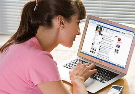 lanh du vi noi xau me chong tren facebook - 1