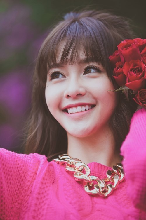 "Tôi chỉ xem đại gia như anh em bạn bè" - 2