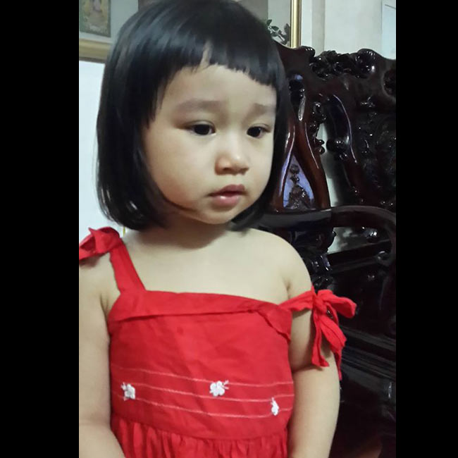 Ngỡ ngàng con gái Minh Tiệp quá xinh