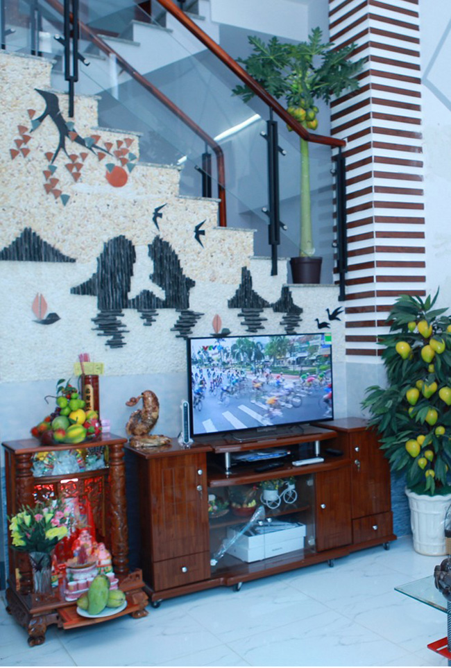 Nam ca sĩ ' Con bướm xinh ' tậu nhà 2.5 tỷ