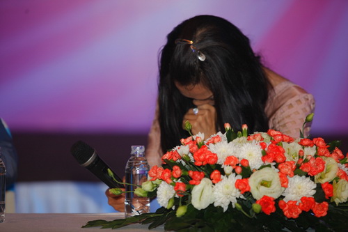 hong ngoc nghen ngao noi ve benh tinh cua bo - 6