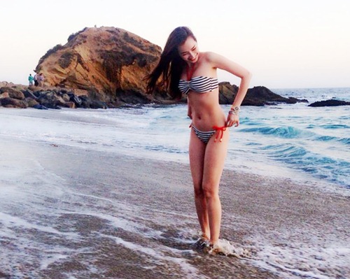 sao viet dua nhau dien bikini giai nhiet ngay he - 10