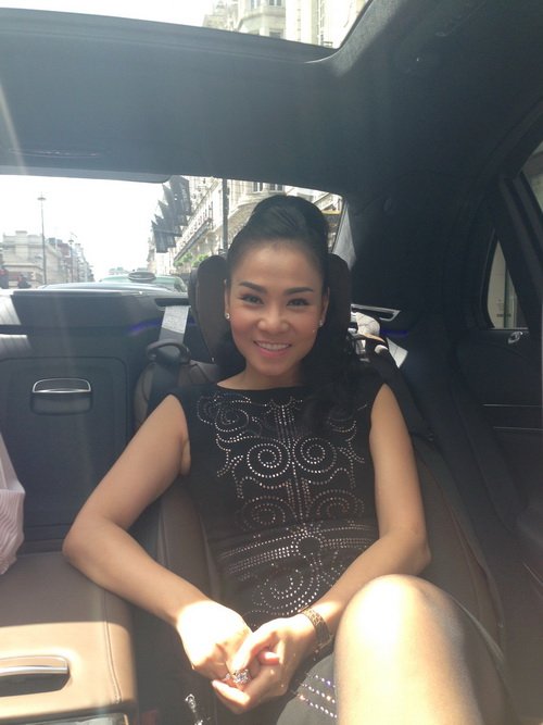 thu minh di sieu xe 4,6 ty o london - 4