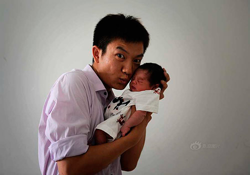 nu cuoi cua nhung ong bo lan dau be con - 10