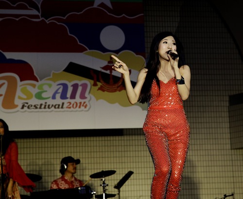 trang phap sexy tai "asean music festival" o nhat - 2