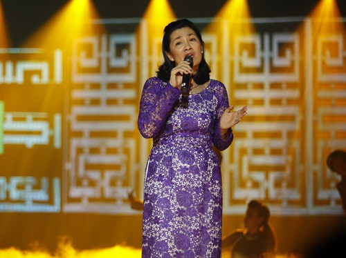 me minh thu lan dau song ca cung con gai - 7