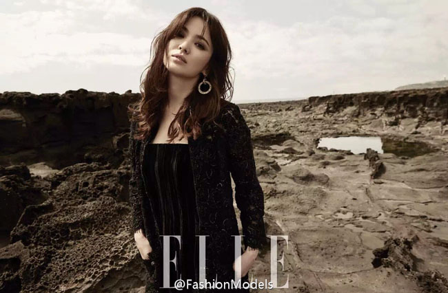 Bất ngờ với ảnh nổi loạn của Song Hye Kyo