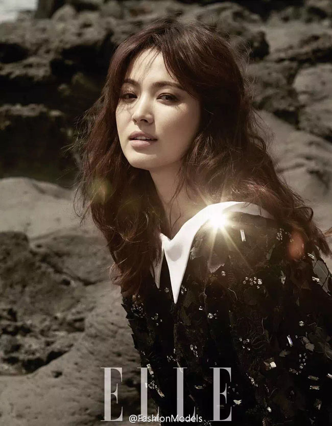 Bất ngờ với ảnh nổi loạn của Song Hye Kyo
