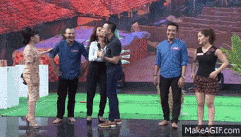 sao viet voi bieu cam do nguoi vi tinh huong bat ngo - 9