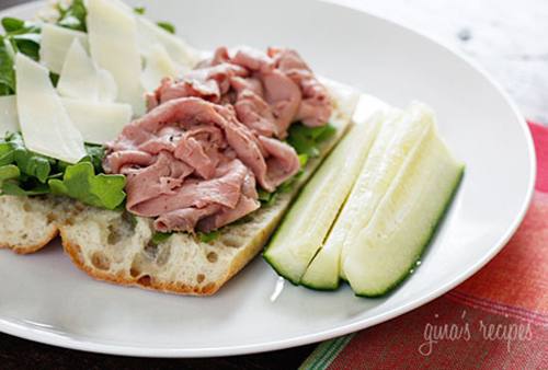 Đơn giản với bánh mì kẹp thịt - 2