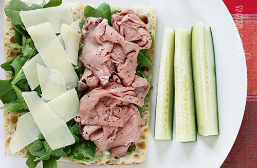 Đơn giản với bánh mì kẹp thịt - 3