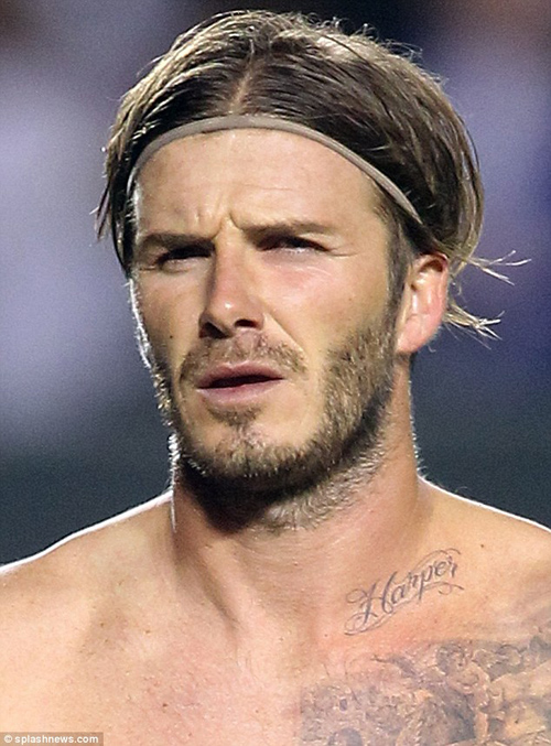 Con gái Beckham lại "show" ảnh - 2