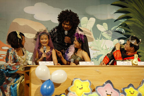Đồ Rê Mí vòng 3: sắc màu show nhạc nước ngoài - 6