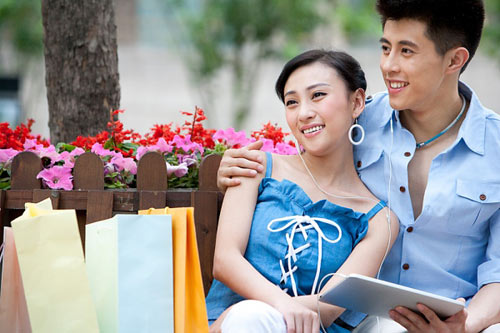 Làm sao để anh ấy yêu em nhiều hơn? - 2