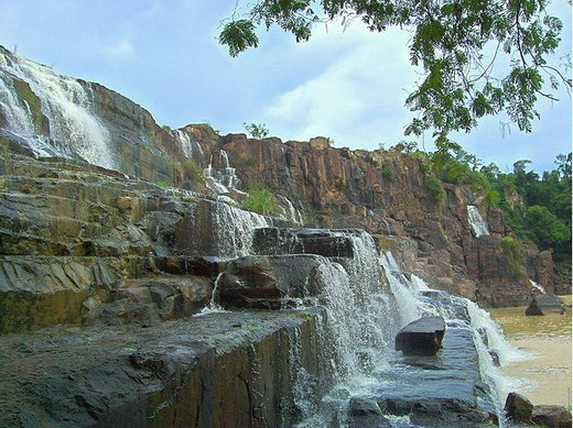 5 ngọn thác đẹp nhất Lâm Đồng - 4