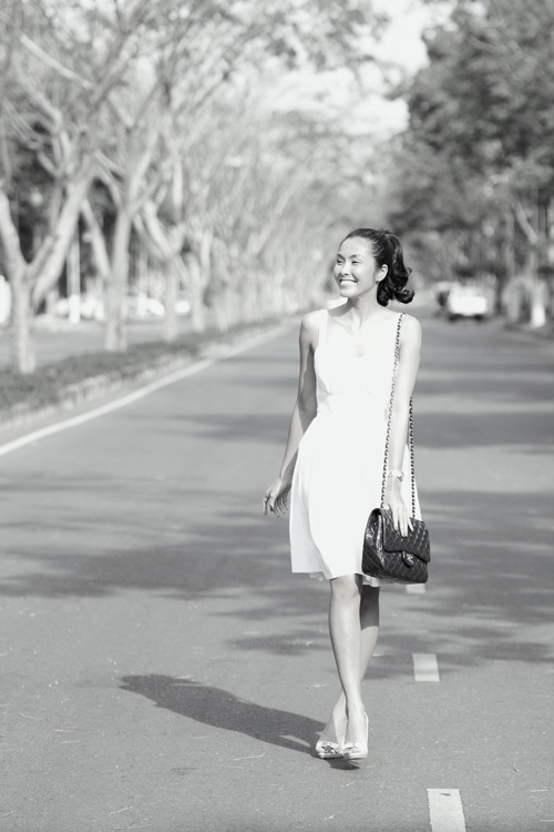 Ngắm style nhẹ nhàng nữ tính của Tăng Thanh Hà - 16