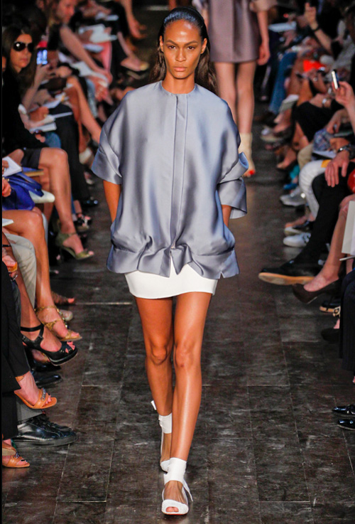 Những bất ngờ trong BST 2012 của Victoria Beckham - 13