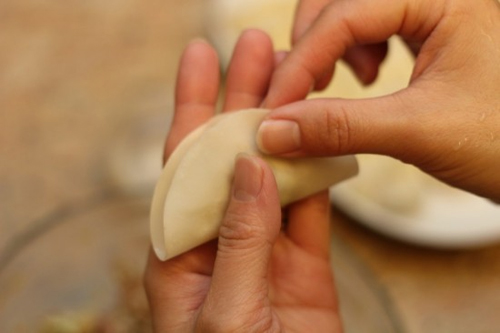 Nghệ thuật gói bánh há cảo đây! - 3