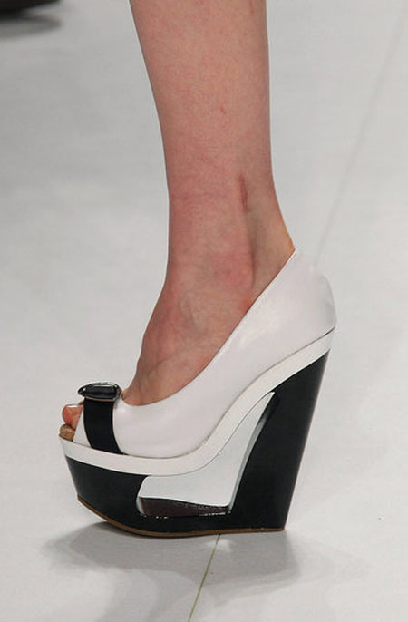 Những đôi giày đẹp như mơ tại Milan FW - 20