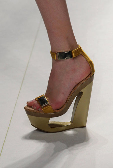 Những đôi giày đẹp như mơ tại Milan FW - 26