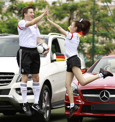''Chân dài'' Việt nóng bỏng cùng trái bóng - 16