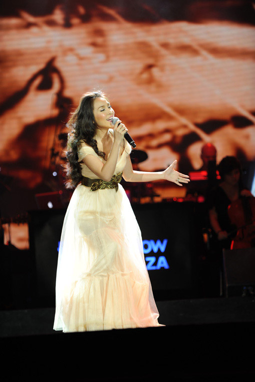 Thanh Lam bỏng cháy, khao khát "Em yêu anh" - 9
