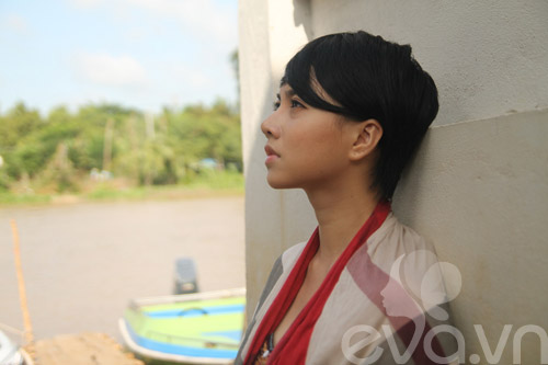 Đinh Ngọc Diệp xuống tóc làm "nàng men" - 4