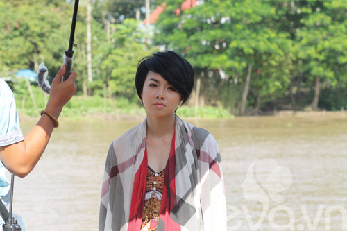 Đinh Ngọc Diệp xuống tóc làm "nàng men" - 3