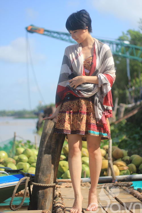 Đinh Ngọc Diệp xuống tóc làm "nàng men" - 2