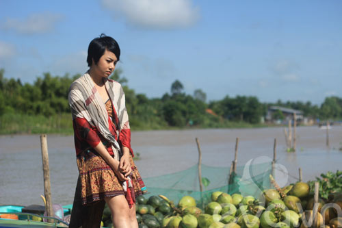 Đinh Ngọc Diệp xuống tóc làm "nàng men" - 11