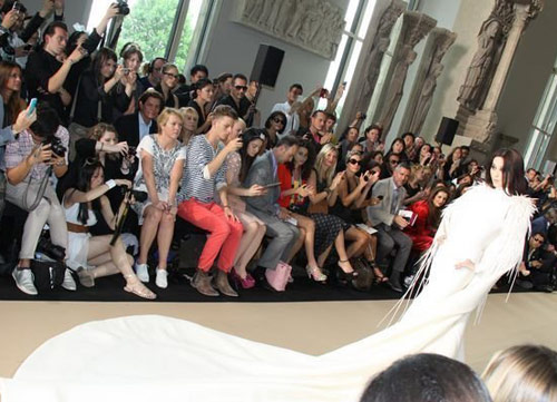 Phạm Băng Băng hóa thiên nga trên sàn catwalk - 8