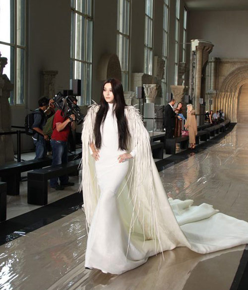 Phạm Băng Băng hóa thiên nga trên sàn catwalk - 4