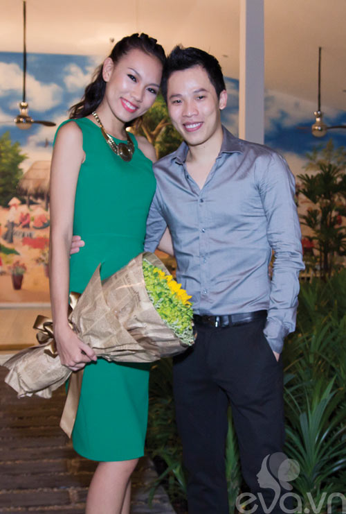 Ngọc Trinh diện họa tiết khoe lưng trần - 7