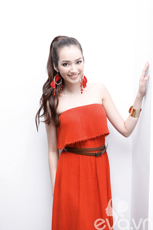 Trúc Diễm khoe vai trần gợi cảm từng milimet - 11