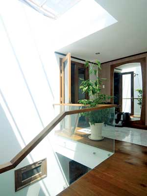 Chẳng cần biển, nhà đẹp ngắm nhìn núi cao - 4