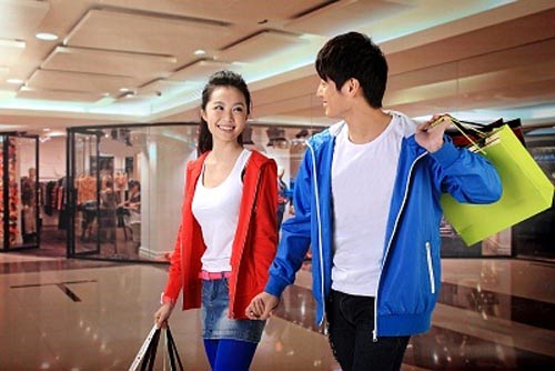 "Yêu" 8 lần một đêm vẫn "thèm thuồng"? - 2