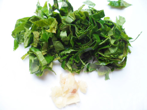 Thịt ngựa xào lá lốt thơm lừng - 2