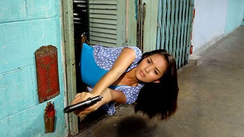 Phim Hồng Kông "đội mồ sống dậy" nói tiếng Việt - 3