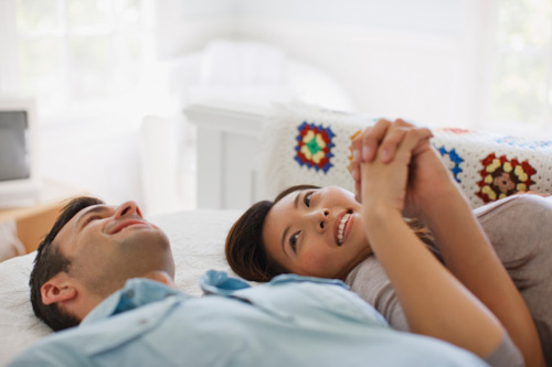 Viêm "cô bé" vì bạn trai dùng tay quan hệ? - 1