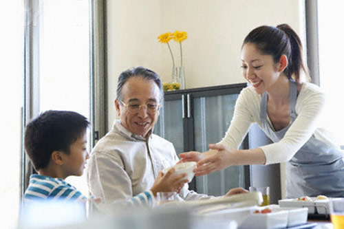 Câu chuyện bố chồng con dâu - 2